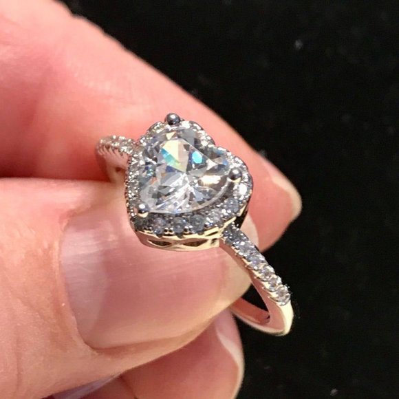 Size 9 - Beautiful 2CT Heart Cut Diamonique Platinum Plated Halo Ring - Picture 3 of 7